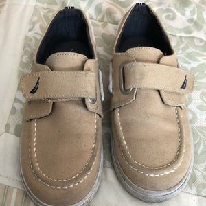 Boy nautica shoes